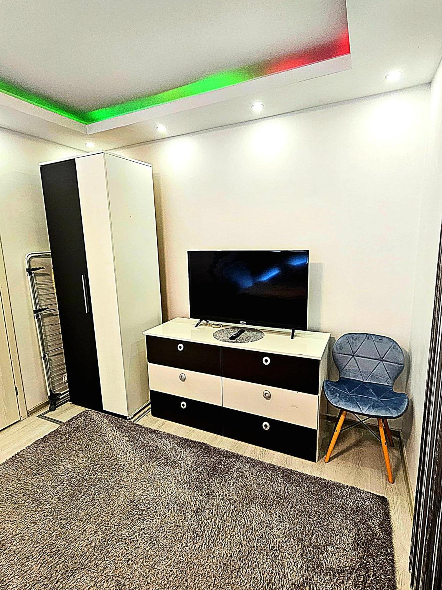 Luxury Paul apartment green, private&accessible Brașov Exterior foto